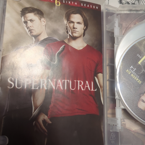 Supernatural Season 6 DVD Box Set VGC - Picture 3 of 11